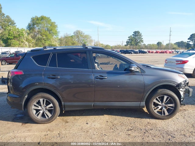 Toyota Rav4 Xle 2018 JTMWFREV4JJ186123 Image 14