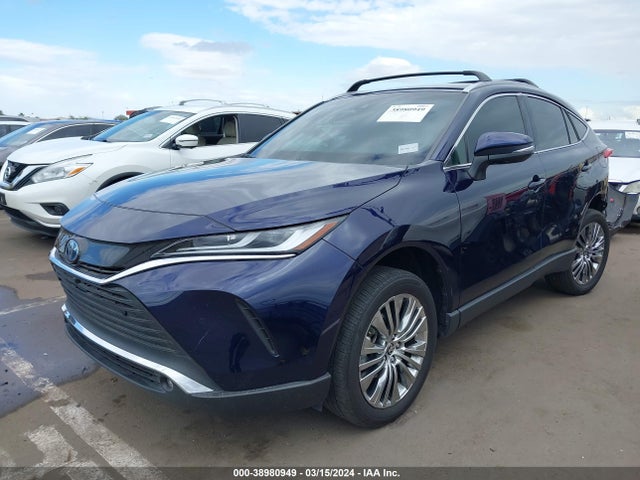 Toyota Venza Limited 2022 JTEAAAAH0NJ090601 Image 2