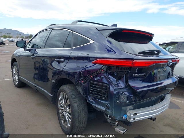 Toyota Venza Limited 2022 JTEAAAAH0NJ090601 Image 3