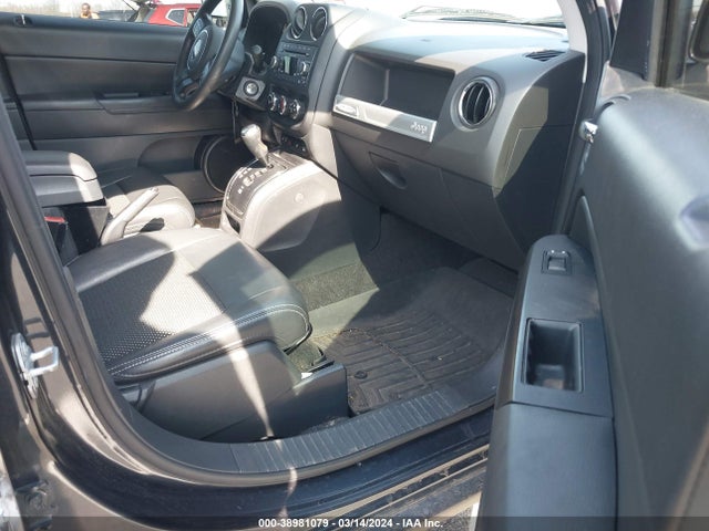 Jeep Compass Altitude Edition 2015 1C4NJDBB8FD162811 Image 5