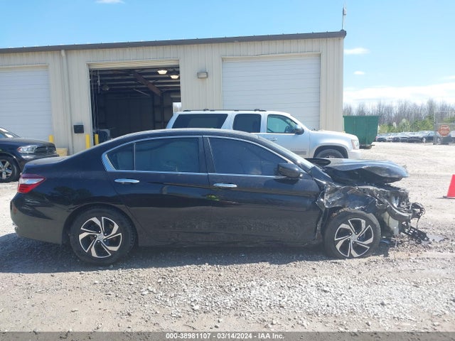 Honda ACCORD LX 2017 1HGCR2F35HA045748 Image 13