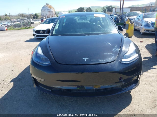 Tesla Model 3 Standard Range Plus Rear-wheel Drive 2021 5YJ3E1EA8MF878076 Image 12