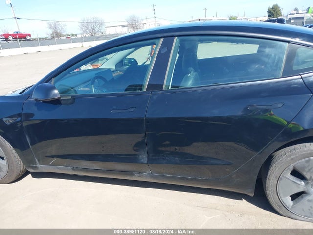 Tesla Model 3 Standard Range Plus Rear-wheel Drive 2021 5YJ3E1EA8MF878076 Image 14