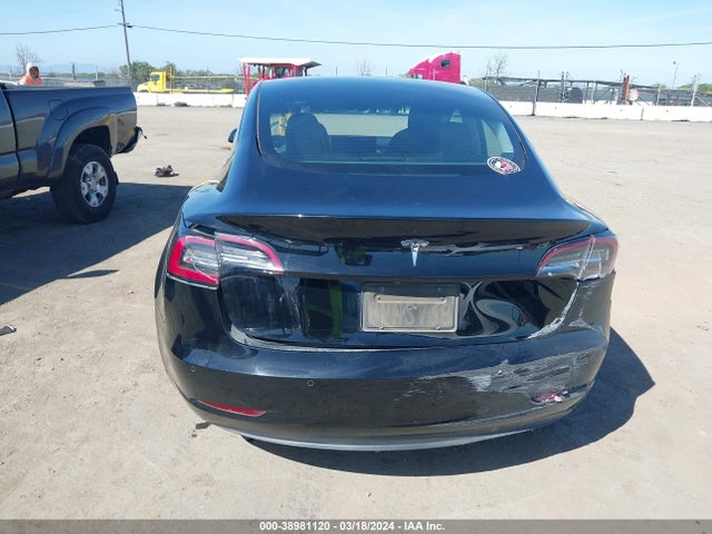 Tesla Model 3 Standard Range Plus Rear-wheel Drive 2021 5YJ3E1EA8MF878076 Image 16