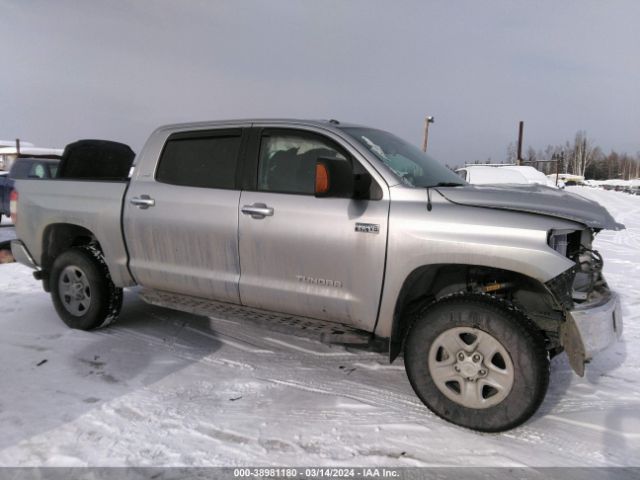 5TFDY5F15KX832919 Toyota Tundra Sr5 5.7l V8