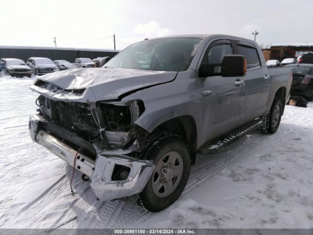 5TFDY5F15KX832919 Toyota Tundra Sr5 5.7l V8