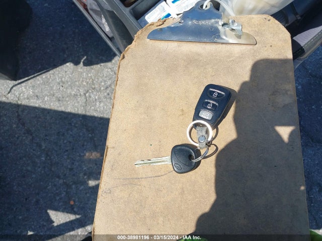 Hyundai ELANTRA SE 2016 KMHDH4AE3GU569614 Image 11
