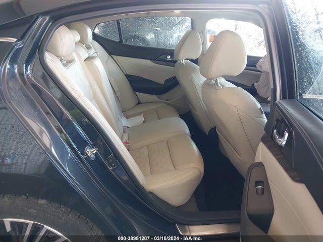 Nissan Maxima 3.5 Platinum 2017 1N4AA6AP5HC429506 Image 8
