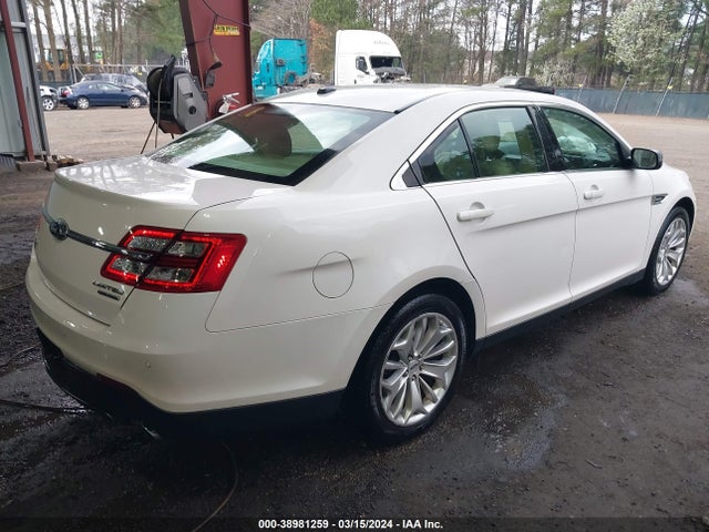 Ford Taurus Limited 2017 1FAHP2F86HG128663 Image 4