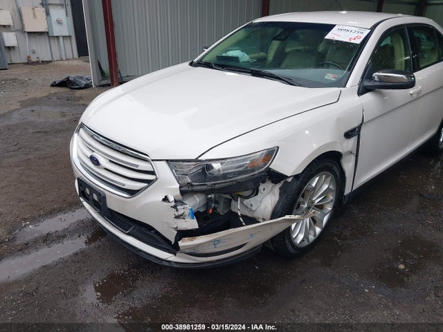 Ford Taurus Limited 2017 1FAHP2F86HG128663 Image 6