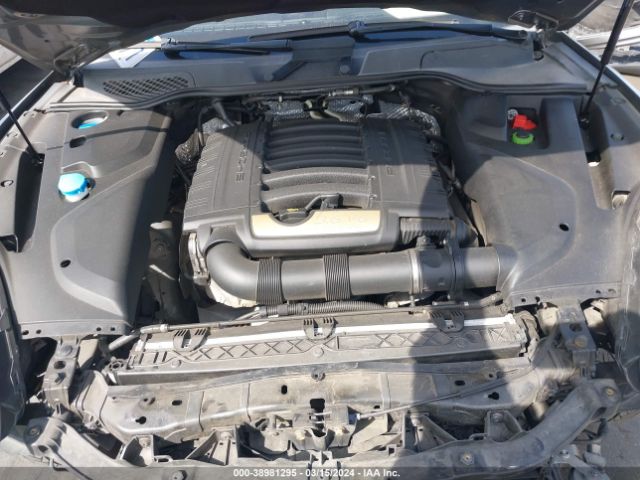 WP1AA2A26GKA38293 Porsche Cayenne