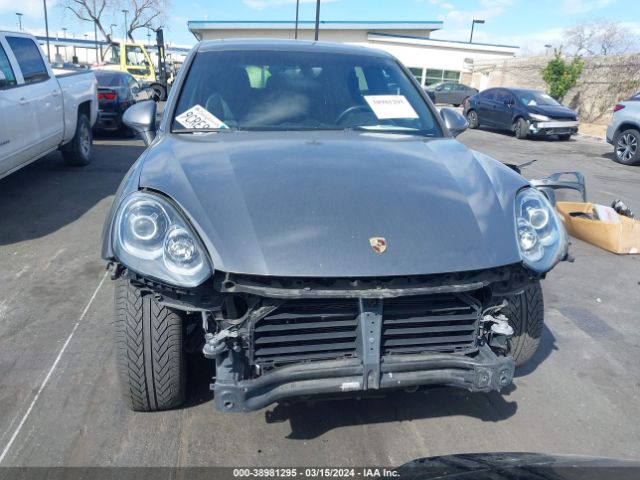 WP1AA2A26GKA38293 Porsche Cayenne