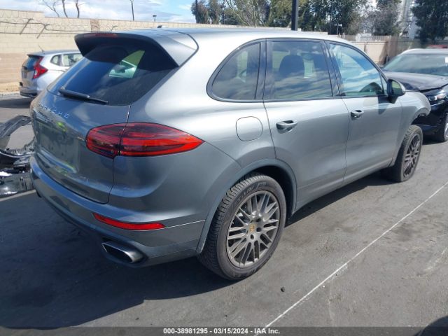 WP1AA2A26GKA38293 Porsche Cayenne