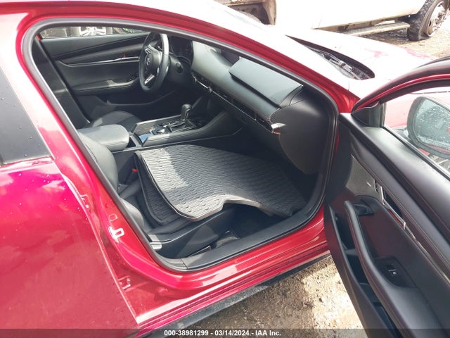 Mazda Mazda3 Preferred Package 2019 JM1BPBMM9K1125444 Image 5