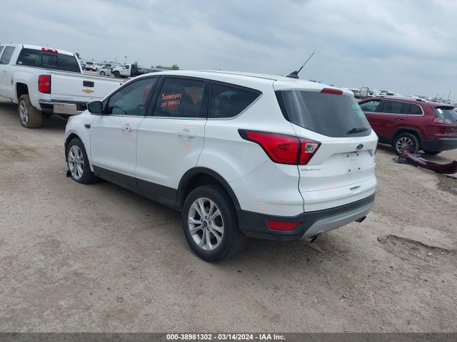 Ford ESCAPE SE 2019 1FMCU0GD5KUA18284 Image 3
