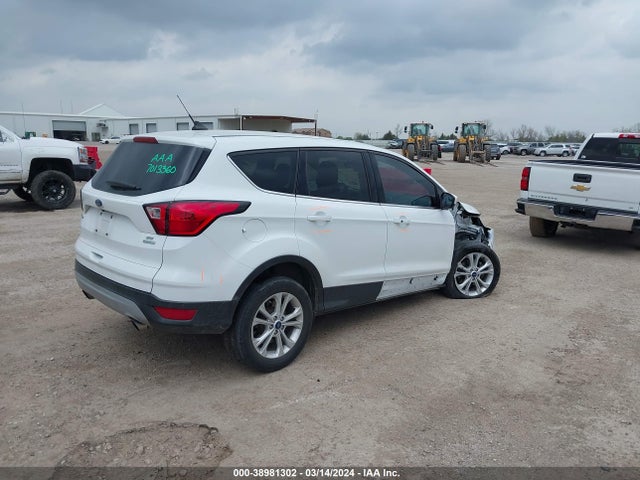 Ford ESCAPE SE 2019 1FMCU0GD5KUA18284 Image 4
