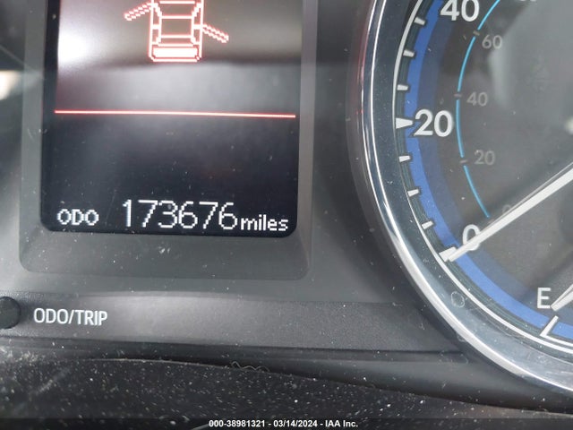 Toyota COROLLA LE 2017 5YFBURHE0HP646187 Image 15