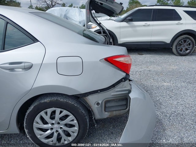 Toyota COROLLA LE 2017 5YFBURHE0HP646187 Image 17