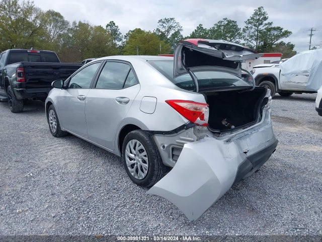 Toyota COROLLA LE 2017 5YFBURHE0HP646187 Image 3