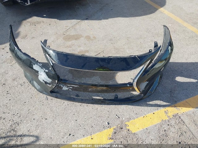 38981341 :رقم المزاد ، JTHBK1GG8D2064503 vin ، 2013 Lexus Es 350 مزاد بيع