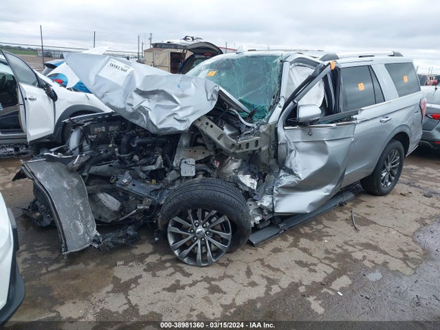 Ford Expedition Limited 2020 1FMJU1KTXLEA87589 Image 2