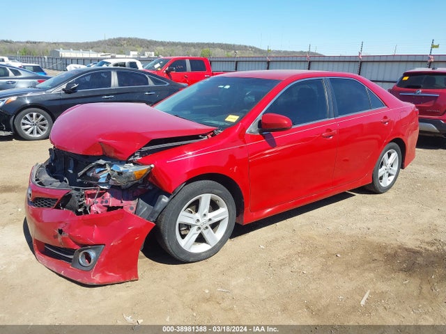 Toyota CAMRY SE 2014 4T1BF1FK7EU744020 Image 2