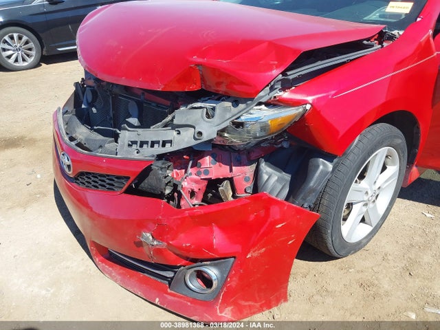 Toyota CAMRY SE 2014 4T1BF1FK7EU744020 Image 6