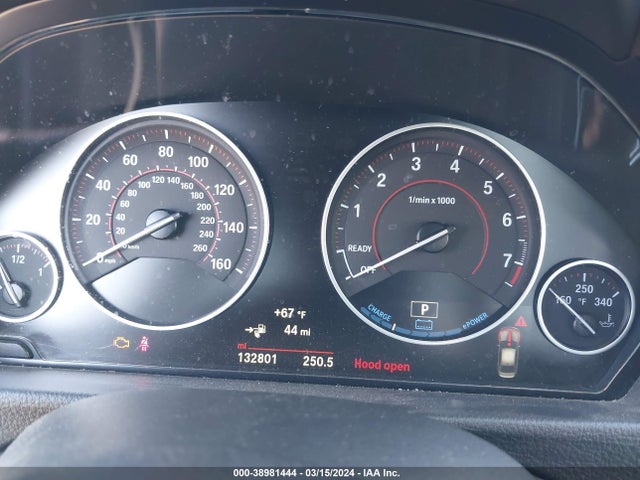BMW 330e Iperformance 2017 WBA8E1C38HA158623 Image 7
