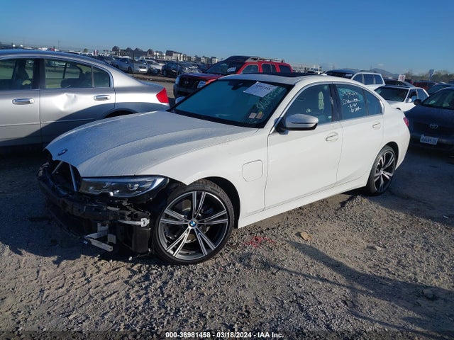 3MW5P7J03M8C02882 BMW 3 Series 330e