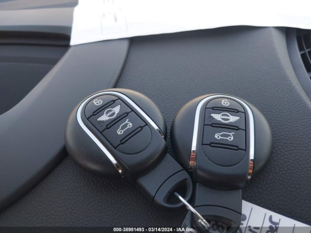 WMWXU3C51G2D31230 Mini Hardtop Cooper S