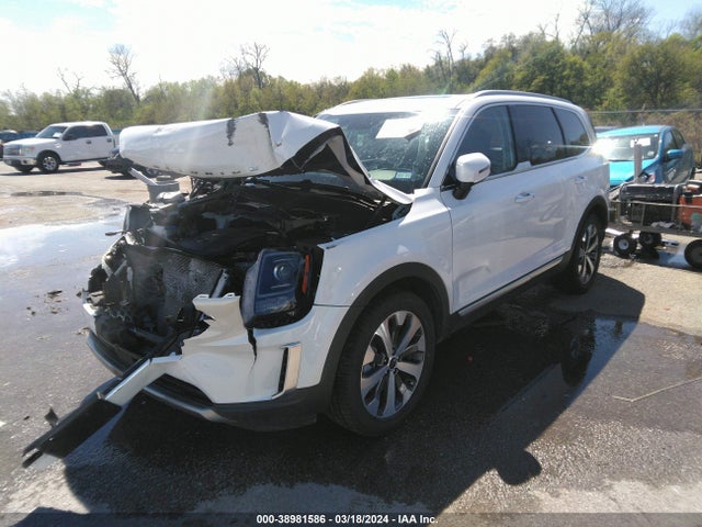 KIA Telluride S 2020 5XYP64HC3LG090973 Image 2