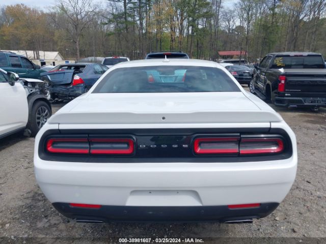 2C3CDZBT1FH711180 Dodge Challenger R/t Plus