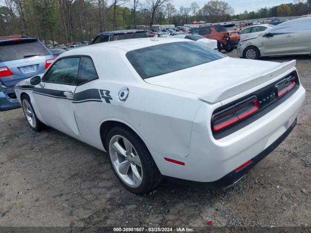 2C3CDZBT1FH711180 Dodge Challenger R/t Plus