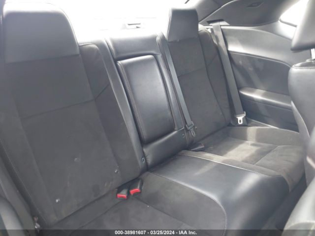 2C3CDZBT1FH711180 Dodge Challenger R/t Plus