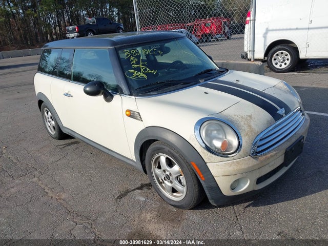 2009 MINI COOPER CLUBMAN WMWML33509TN68534 Photo 0