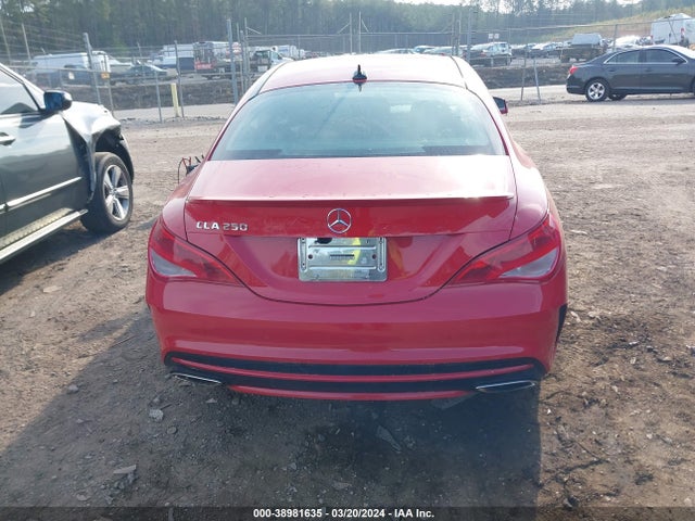 Mercedes-Benz CLA 250 2018 WDDSJ4EB0JN609705 Image 16
