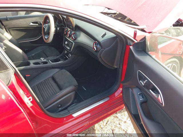 Mercedes-Benz CLA 250 2018 WDDSJ4EB0JN609705 Image 5
