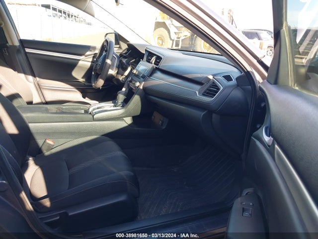 Honda Civic Lx 2018 2HGFC2F50JH500089 Image 5