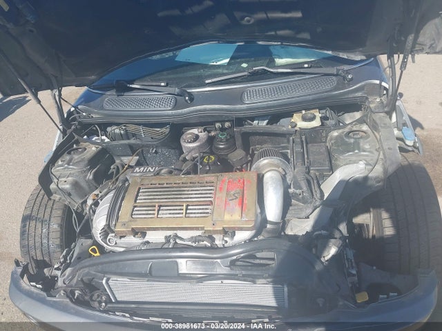 2004 MINI COOPER S WMWRE33444TD85091 Photo 9