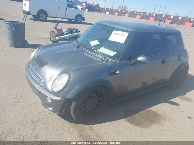 2004 MINI COOPER S WMWRE33444TD85091 Photo 1