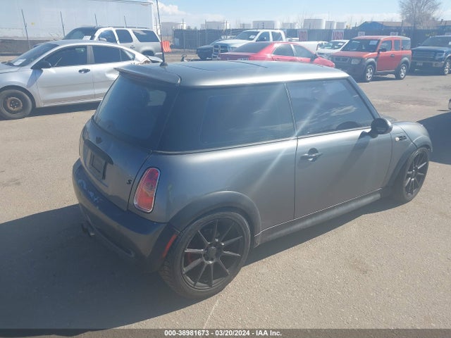 2004 MINI COOPER S WMWRE33444TD85091 Photo 3