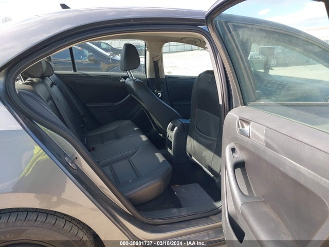 3VWD17AJ9EM283434 Volkswagen Jetta 1.8t Se
