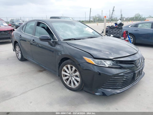 2019 4T1B11HK0KU834245 main image