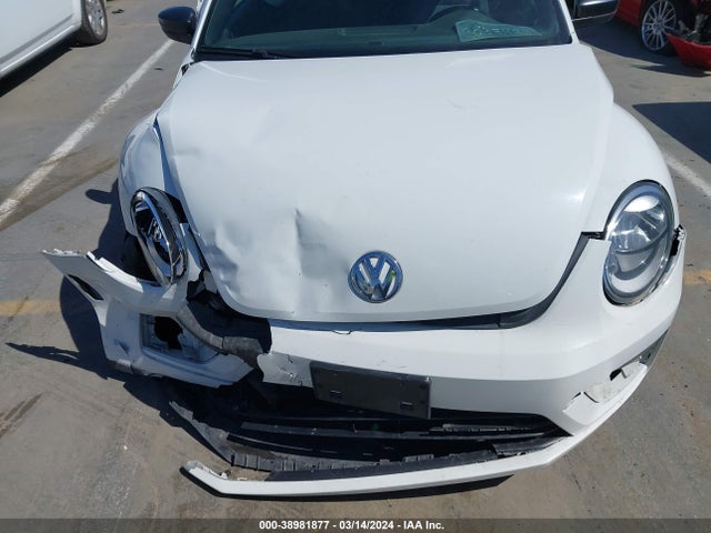 3VWFD7AT0JM719504 Volkswagen Beetle 2.0t Coast/2.0t S