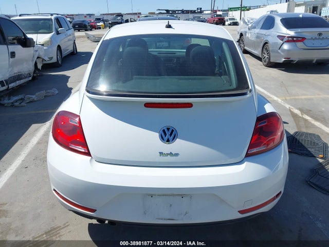 3VWFD7AT0JM719504 Volkswagen Beetle 2.0t Coast/2.0t S
