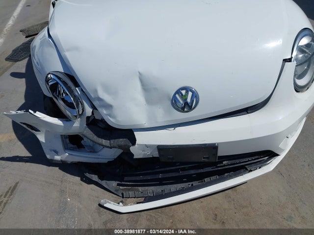3VWFD7AT0JM719504 Volkswagen Beetle 2.0t Coast/2.0t S