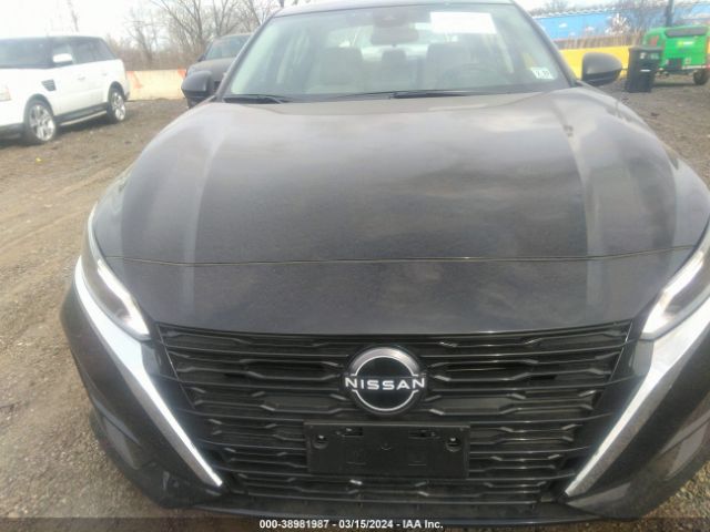 1N4BL4DW6RN358313 Nissan Altima Sv Intelligent Awd