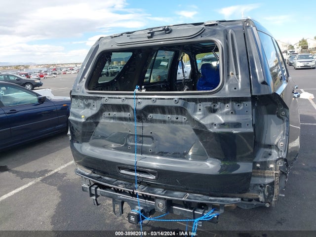 1GNSKTKL9NR239911 Chevrolet Tahoe 4wd High Country