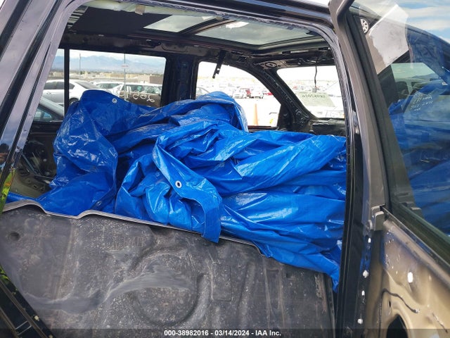 1GNSKTKL9NR239911 Chevrolet Tahoe 4wd High Country