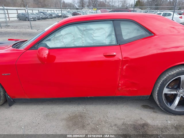 2C3CDZAT6FH869130 Dodge Challenger Sxt Or R/t